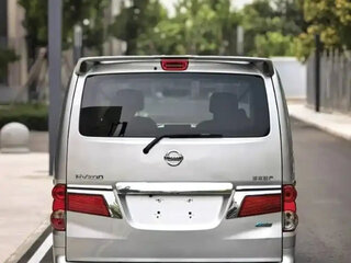 2016 Nissan NV200, серебристый, 1099100 рублей, вид 4