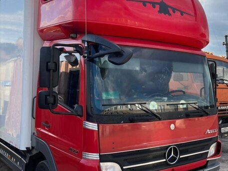 2010 Mercedes-Benz Atego, красный, 3300000 рублей, вид 1