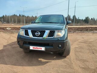 2006 Nissan Navara (Frontier) III (D40), серый, 850000 рублей, вид 1