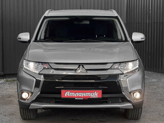2016 Mitsubishi Outlander III Рестайлинг 2, серебристый, 1750000 рублей, вид 2