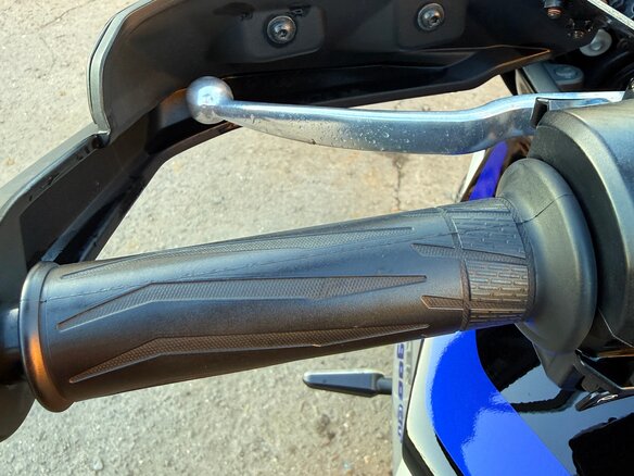 2019 Yamaha MT-09 Tracer (FJ-09), синий, 1350000 рублей - вид 17