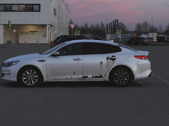 2017 Kia Optima IV, белый, 1299000 рублей - вид 4