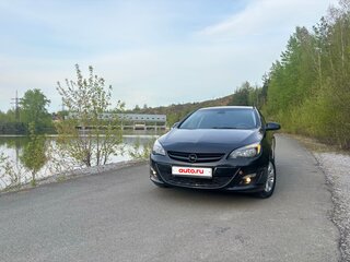 2013 Opel Astra J Рестайлинг, чёрный, 790000 рублей, вид 2