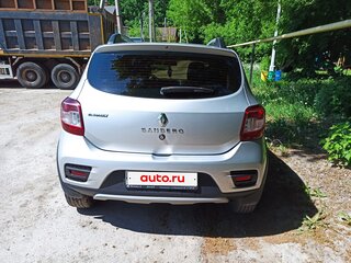 2018 Renault Sandero Stepway II, серебристый, 980000 рублей, вид 4