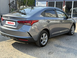 2020 Hyundai Solaris II Рестайлинг, серый, 1300000 рублей, вид 4
