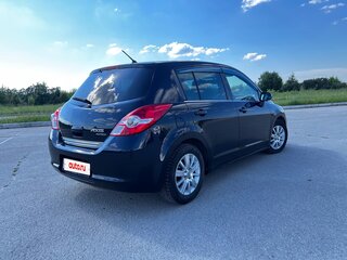 2011 Nissan Tiida I Рестайлинг, чёрный, 799000 рублей, вид 1