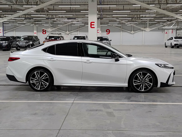 2024 Toyota Camry IX (XV80) China Market, белый - вид 3