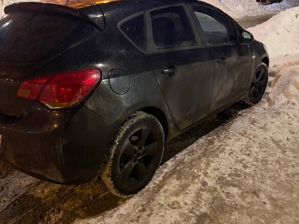 2011 Opel Astra J, чёрный, 550000 рублей - вид 8