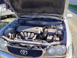 2000 Toyota Corolla VIII (E110) Рестайлинг, серебристый, 370000 рублей, вид 2