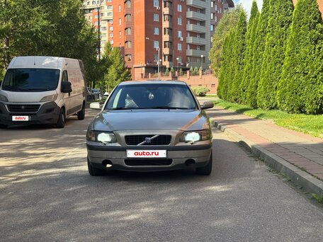 2003 Volvo S60 I, бежевый, 400000 рублей, вид 2