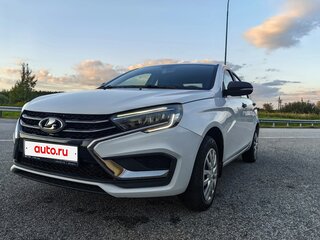 2023 Lada (ВАЗ) Vesta I Рестайлинг (NG), белый, 1112000 рублей, вид 2
