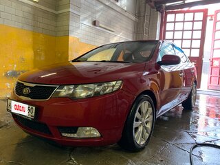 2012 Kia Cerato 6-speed II, красный, 900000 рублей, вид 1