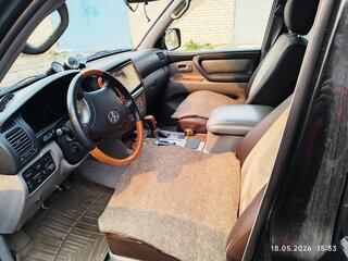 2005 Toyota Land Cruiser 100 Series Рестайлинг 2, чёрный, 2700000 рублей, вид 2