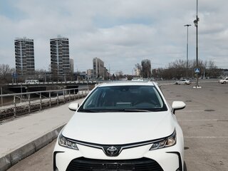 2023 Toyota Corolla XII (E210), белый, 1300000 рублей, вид 2