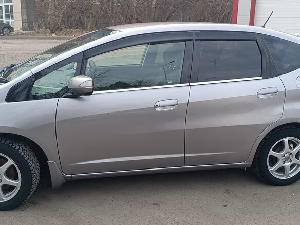 2010 Honda Fit II, серый, 680000 рублей - вид 1