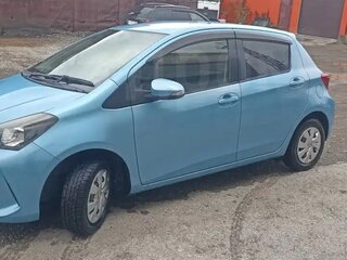 2014 Toyota Vitz III (XP130) Рестайлинг, синий, 835000 рублей, вид 3