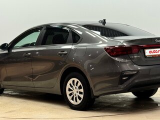 2020 Kia Cerato IV, серый, 1790000 рублей, вид 3