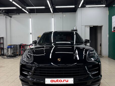 2019 Porsche Macan I Рестайлинг, чёрный, 4000000 рублей, вид 3