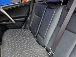 2016 Toyota RAV4 IV (XA40) Рестайлинг, белый, 2600000 рублей, вид 4
