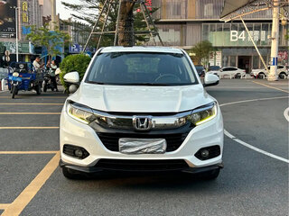 2022 Honda Vezel I Рестайлинг, белый, 1560275 рублей, вид 3