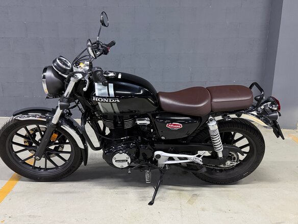 2023 Honda CB 350, чёрный, 490000 рублей - вид 3