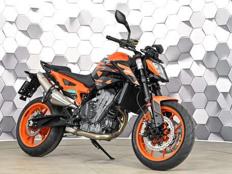 2023 KTM 890 Duke GP, чёрный, 899000 рублей, вид 1