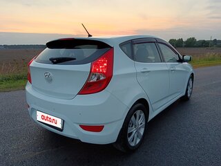 2012 Hyundai Solaris I, белый, 630000 рублей, вид 4