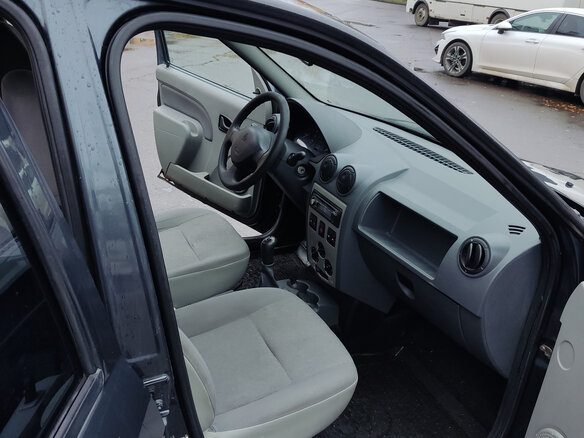 2009 Renault Logan I, серый, 260000 рублей - вид 6