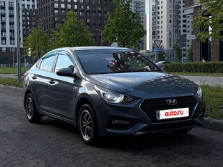 2018 Hyundai Solaris II, серый, 925000 рублей, вид 1