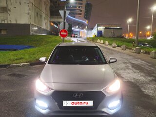 2017 Hyundai Solaris II, серебристый, 620000 рублей, вид 4