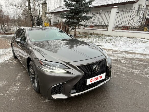 2018 Lexus LS 500 V, серый, 4900000 рублей - вид 8