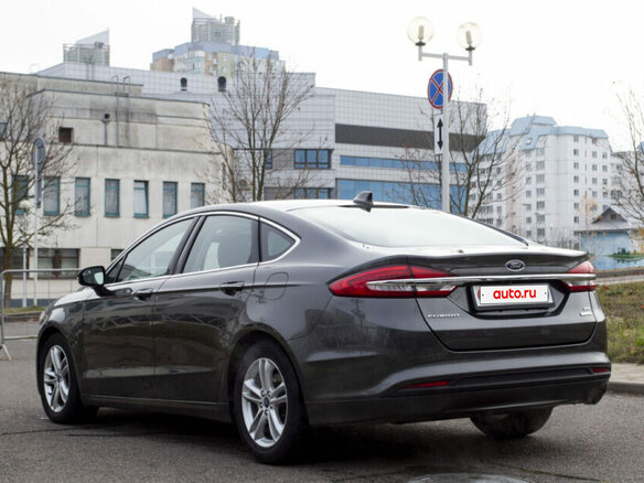 2018 Ford Fusion (North America) II Рестайлинг, серый, 1200000 рублей - вид 6