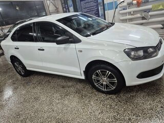 2013 Volkswagen Polo V, белый, 490000 рублей, вид 1