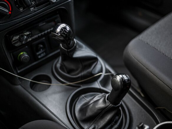 2013 Chevrolet Niva I Рестайлинг, серый - вид 7