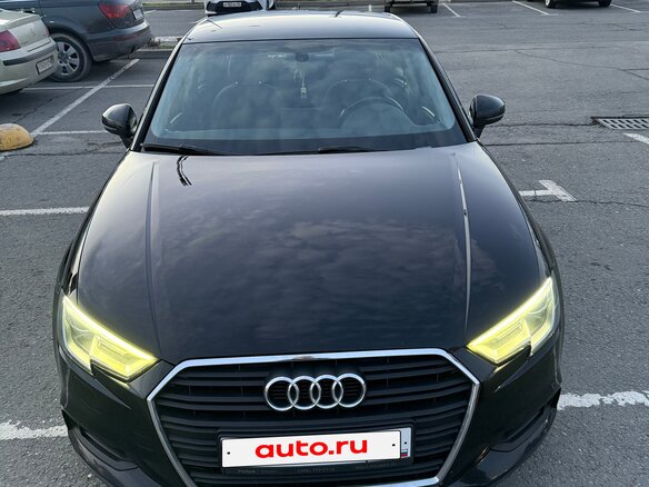 2018 Audi A3 III (8V) Рестайлинг, чёрный - вид 1