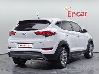 2017 Hyundai Tucson III, белый, 1415040 рублей, вид 2