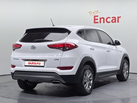 2017 Hyundai Tucson III, белый, 1415040 рублей, вид 2