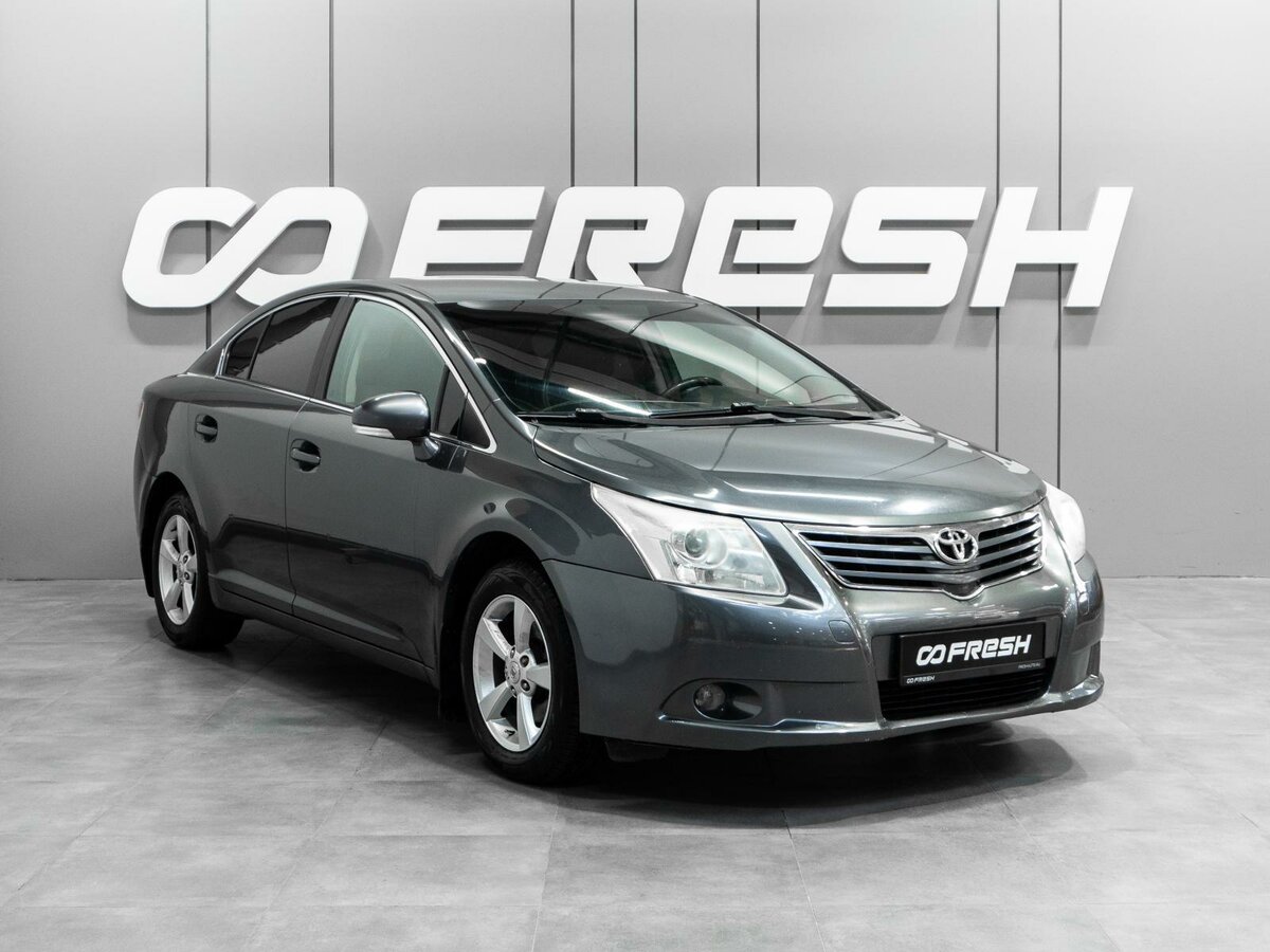 Открыть фотографии: Toyota Avensis III