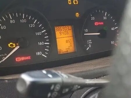 2010 Mercedes-Benz Sprinter, жёлтый, 1250000 рублей - вид 2