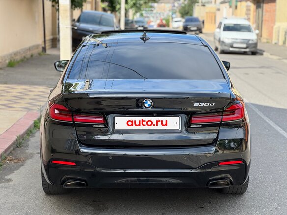2022 BMW 5 серии 530d VII (G30/G31/G38) Рестайлинг, чёрный, 6500000 рублей - вид 8