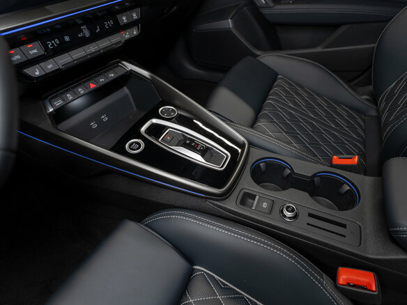 2026 Audi A3L 35 TFSI IV (8Y) Рестайлинг, серый, 4150000 рублей - вид 16