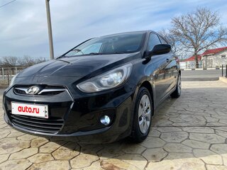 2013 Hyundai Solaris I, чёрный, 830000 рублей, вид 1