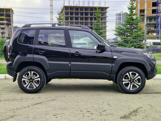2026 Lada (ВАЗ) Niva Travel I Рестайлинг, зелёный, 1419000 рублей, вид 5
