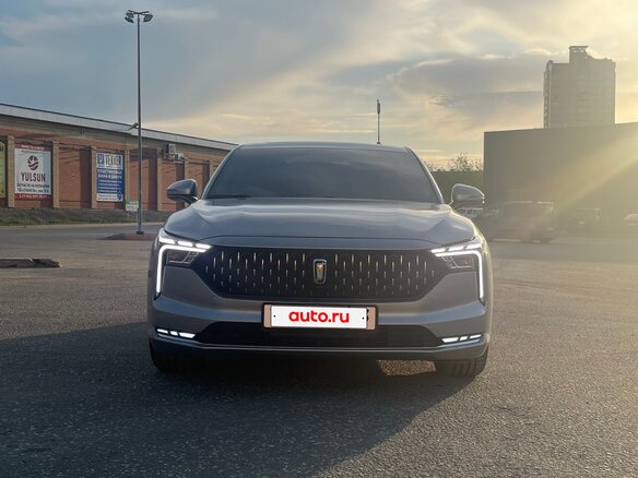2023 FAW Bestune B70 I, серебристый, 2000000 рублей