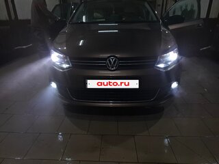2014 Volkswagen Polo V, коричневый, 900000 рублей, вид 5