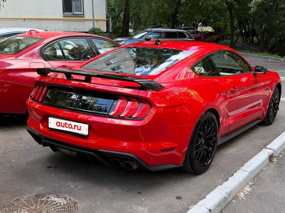 2019 Ford Mustang VI Рестайлинг, красный, 4700000 рублей - вид 14