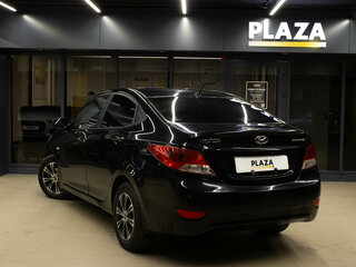 2014 Hyundai Solaris I, чёрный, 800000 рублей, вид 3