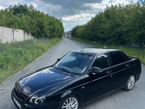 2009 Lada (ВАЗ) Priora I, чёрный, 400000 рублей