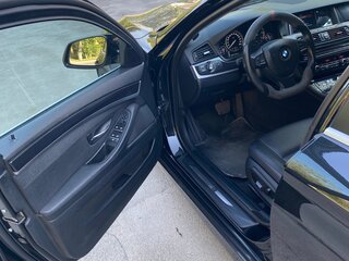 2016 BMW 5 серии 520d VI (F10/F11/F07) Рестайлинг, чёрный, 2030000 рублей, вид 5
