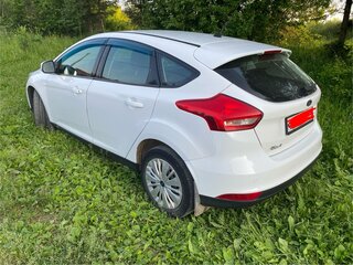 2016 Ford Focus III Рестайлинг, белый, 800000 рублей, вид 5